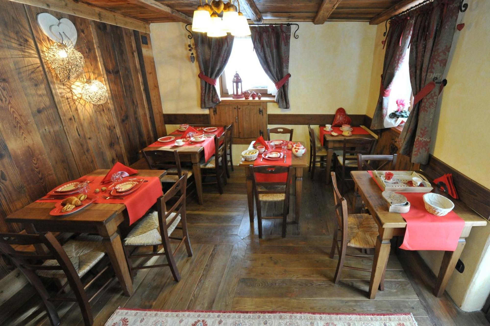 Affittacamere Petit Coeur Champoluc Εξωτερικό φωτογραφία