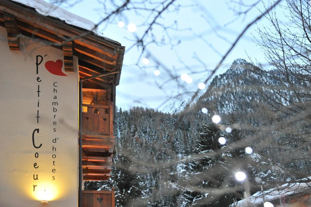 Affittacamere Petit Coeur Champoluc Εξωτερικό φωτογραφία